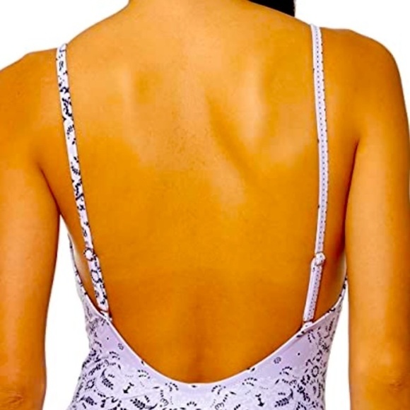 JESSICA Simpson Tie Waist One Piece Swimsuit - Picture 4 of 9